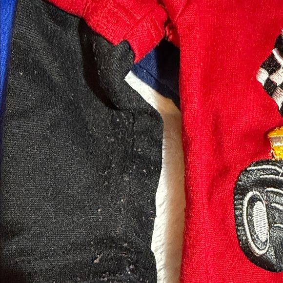 Boys Winter Bundle( Lot of 17 items) - Picture 4 of 13